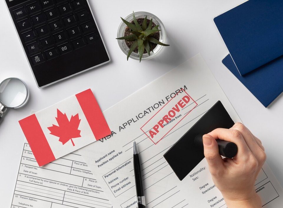 luật dinh cu canada